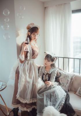 诱人的女老板4中文字幕